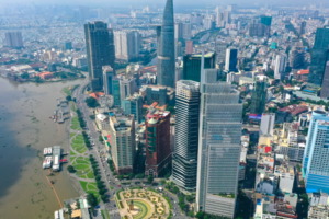 Giá Căn Hộ Chung Cư TP.HCM “Rượt Đuổi” Sát Nút Nhà Mặt Đất